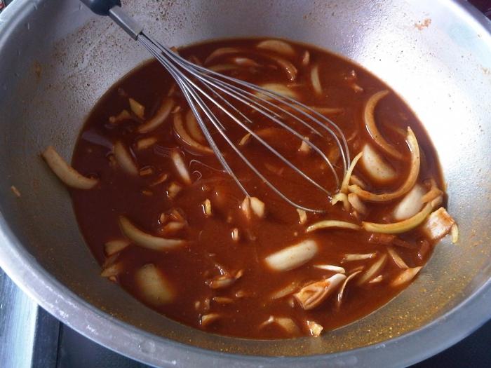 Ako variť lahodnú marinandu na kuracie špajle: originálne recepty na populárne jedlo