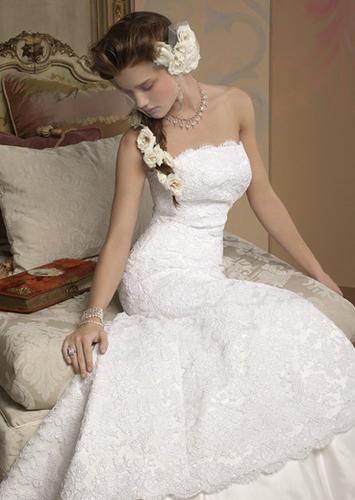 Ako si vybrať perfektné krajkové svadobné šaty?