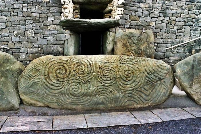 Atrakcie Írska, Newgrange