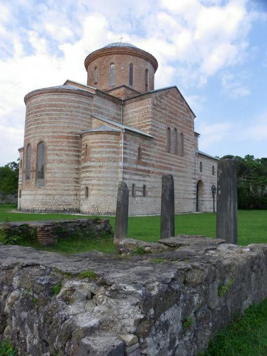 Cesta do stredoveku. Patriarchálna katedrála v Pitsunde