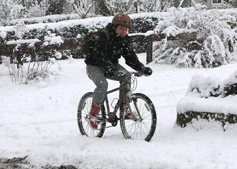 Ako skladovať bicykel v zime? Príprava bicykla na zimu