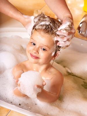 Čo by mal byť šampón zo vši a škvŕn? Užitočné tipy na liečbu pedikulózy